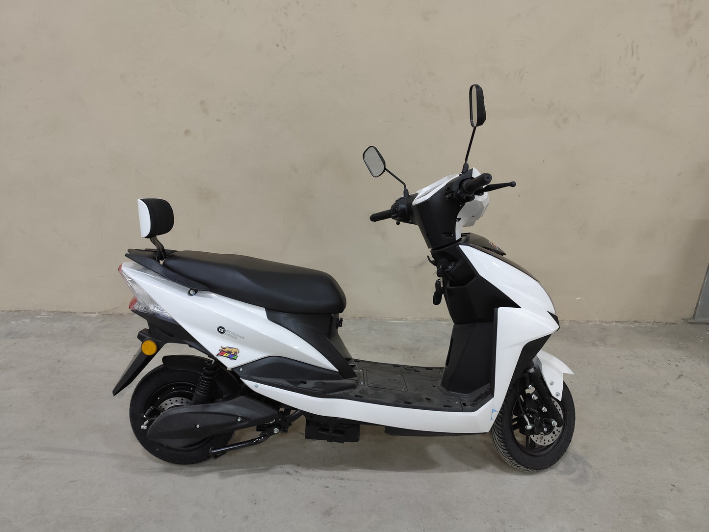 Duma scooter SUN