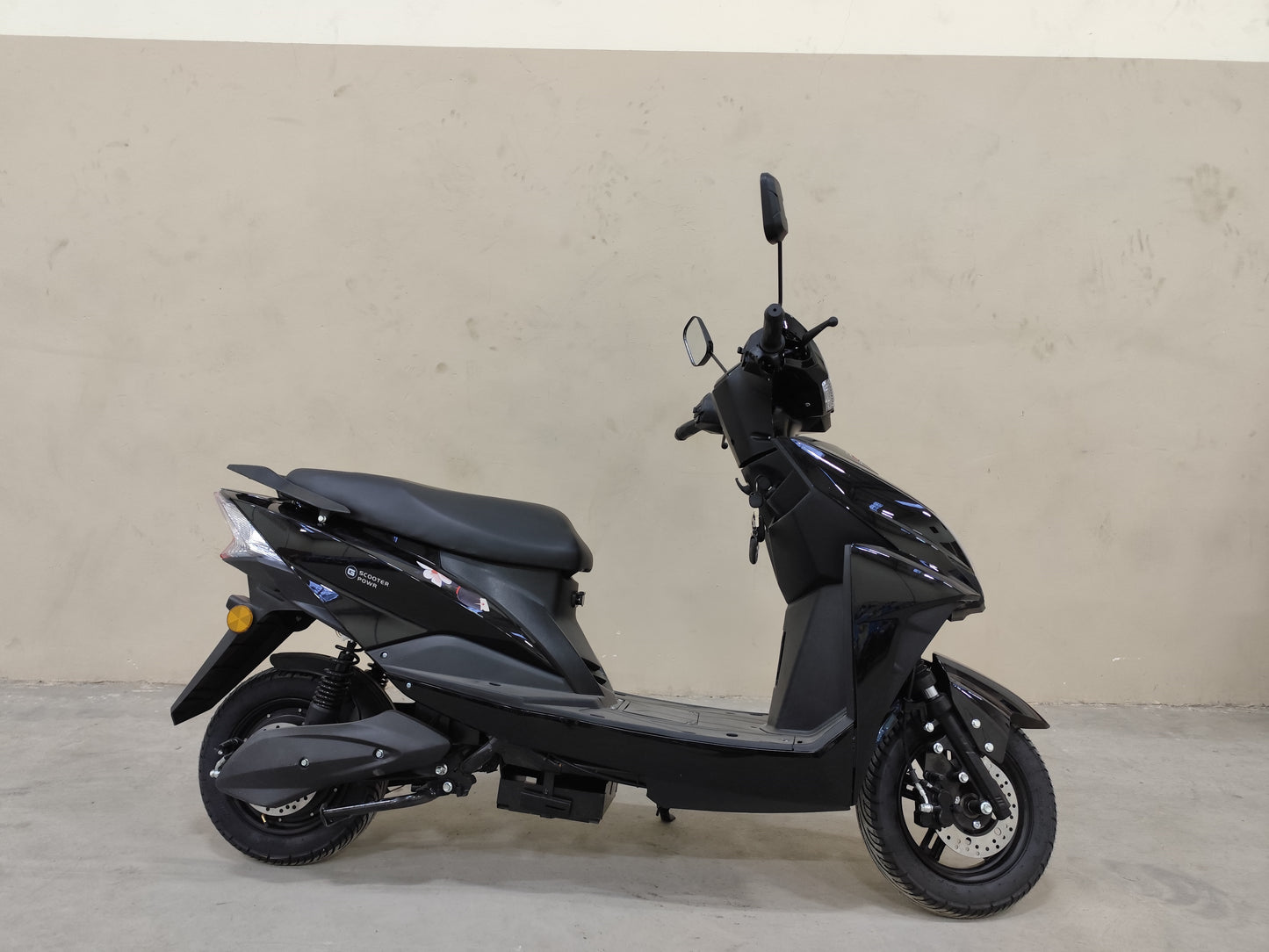 Duma scooter SUN