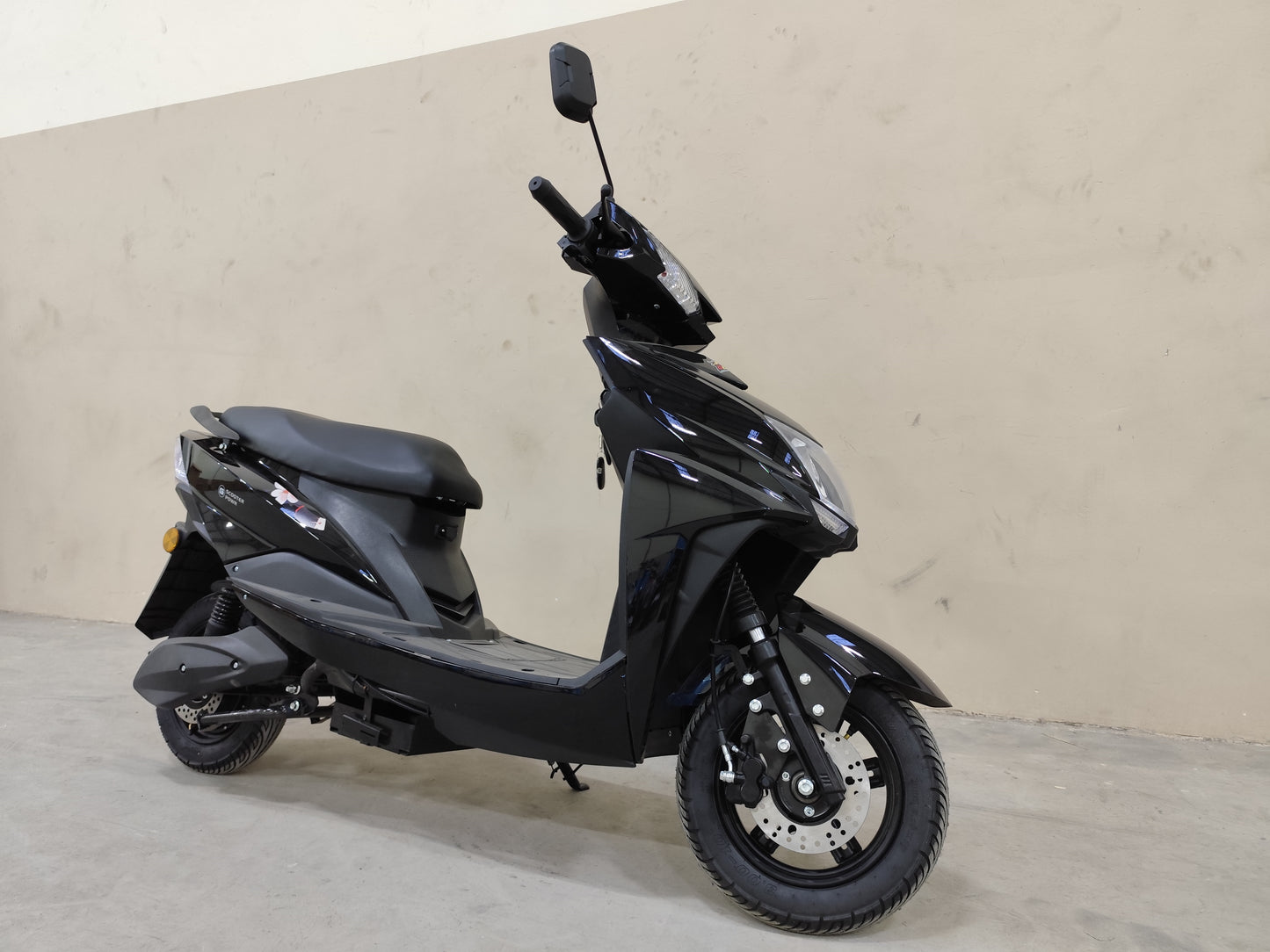 Duma scooter SUN
